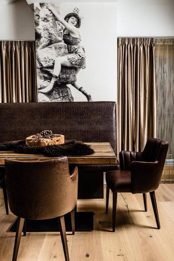Apartments Villa Gardena - Gardenahotels เซลวาดีวัลการ์เดนา ภายนอก รูปภาพ